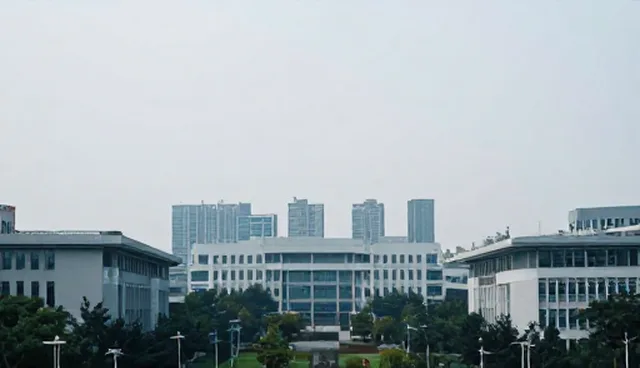 技术培训选型需注意技术适配与业务场景匹配